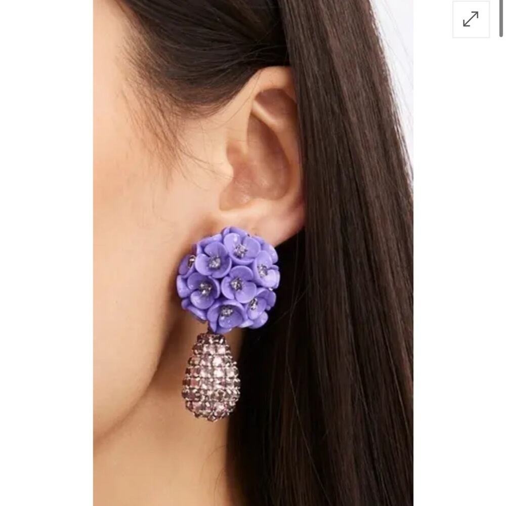 Oscar de la Renta Purple and Silver Bouquet Floral Drop Clip On Earrings‎